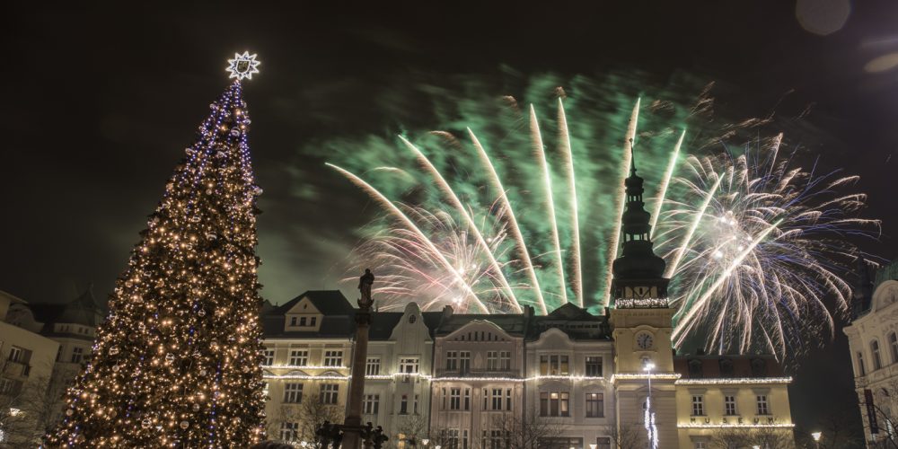 Masarykovo náměstí dnes rozzáří mikulášský ohňostroj