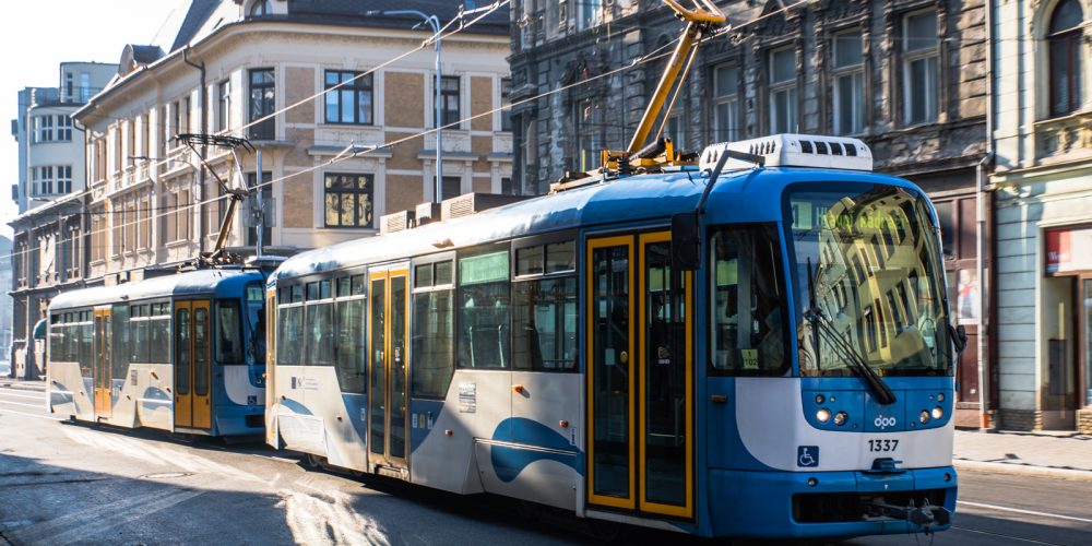 Změny v MHD: Od nového roku jen jedna zóna za pětistovku